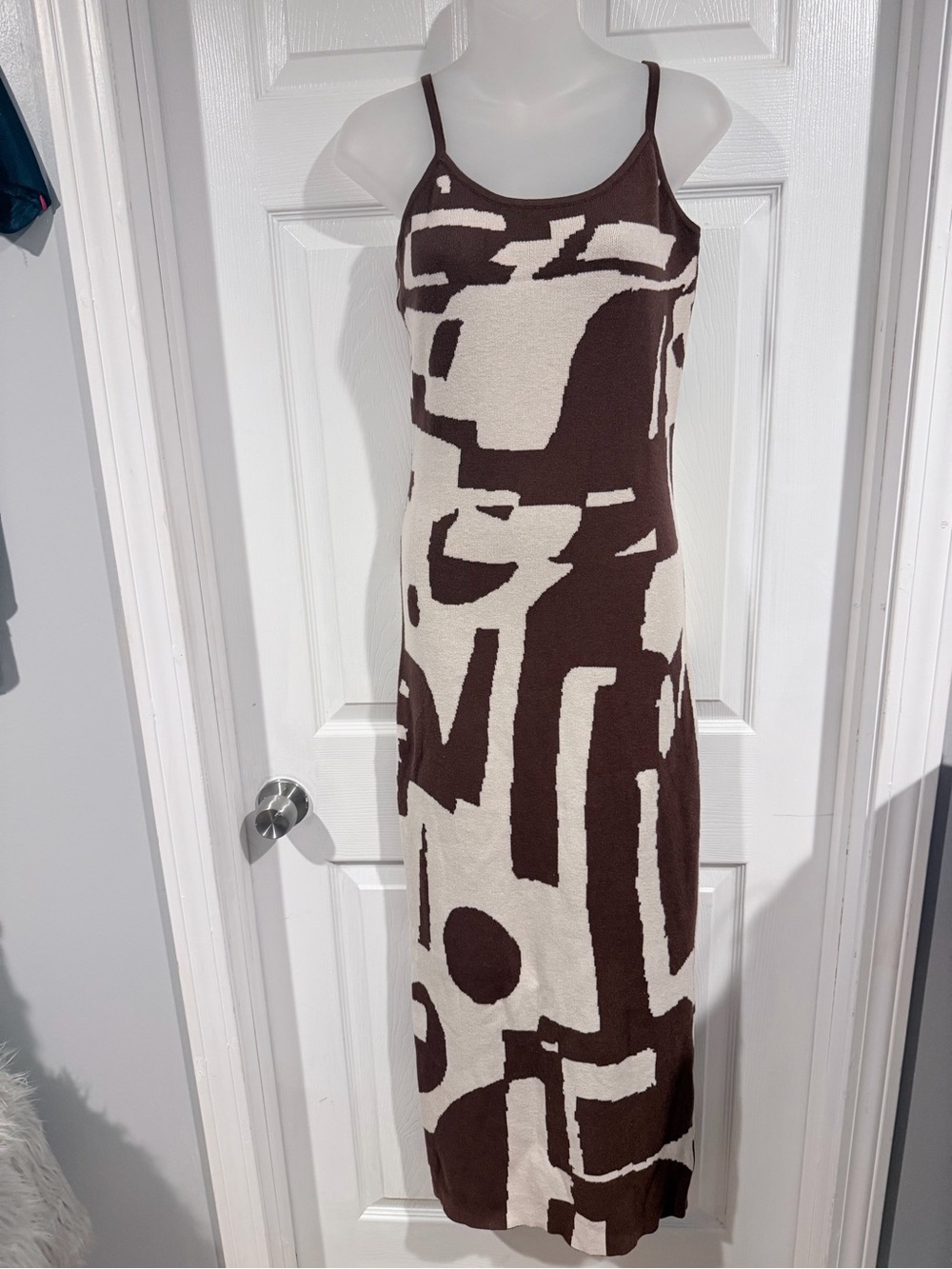 Sleeveless Brown & Cream Abstract Knit Maxi Dress